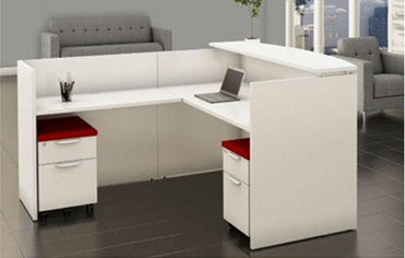 Rival White Reception Desk 72'x72