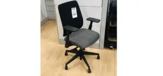 Used adjustable swivel office chair