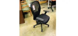 Office mesh chair for sale